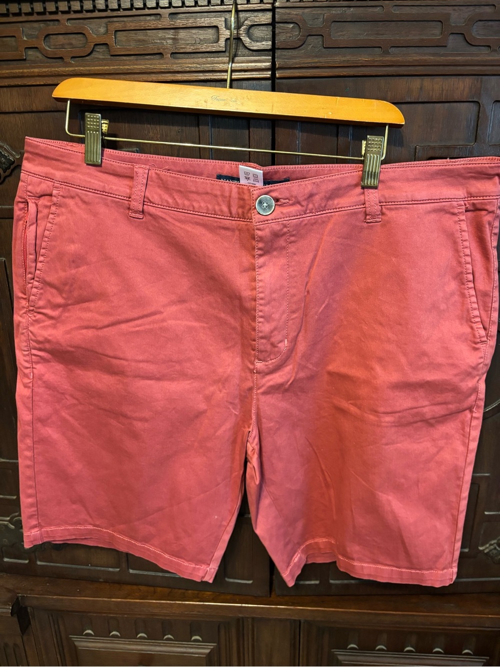 Men's Flat-Front Coral Cotton Chino Shorts